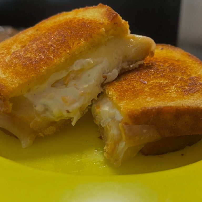 Jalapeno Popper Grilled Cheese